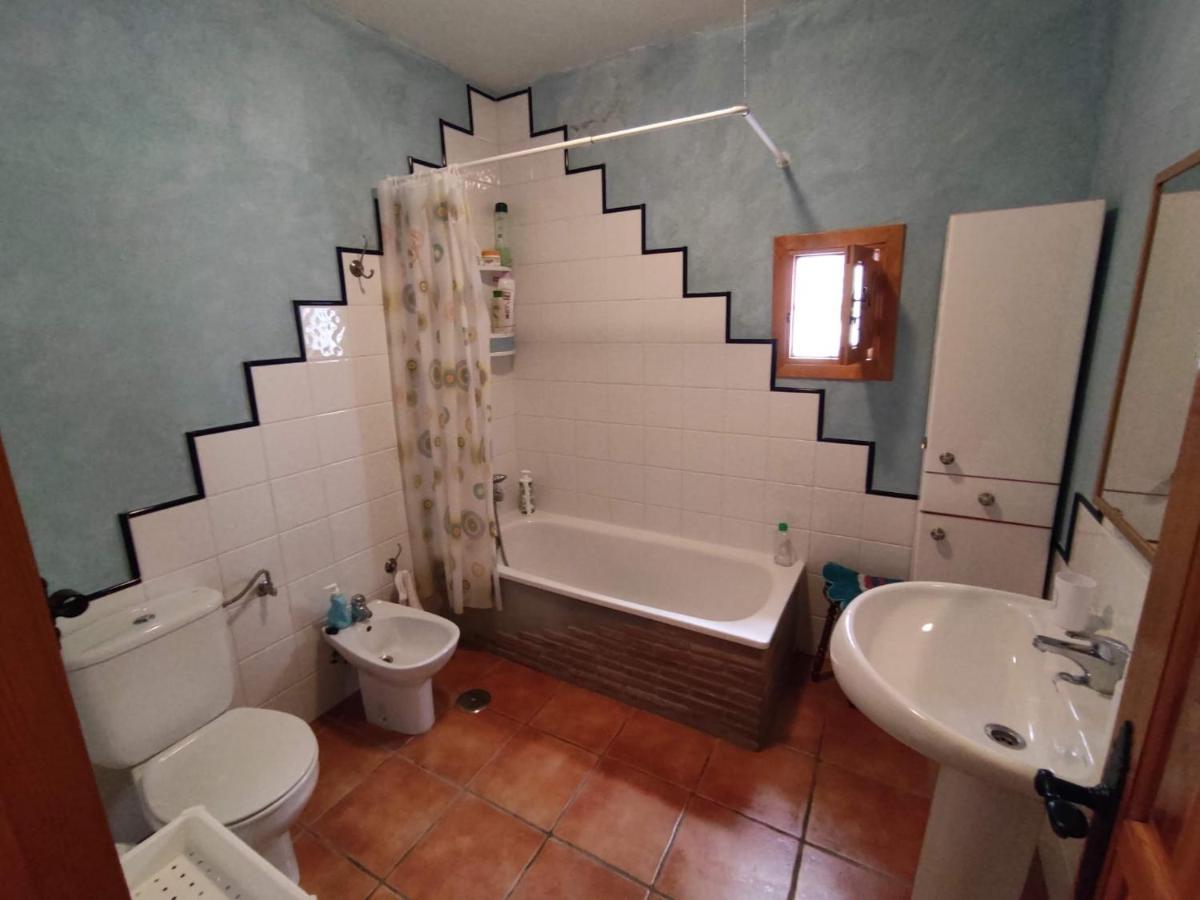Casa Petra : Bonita Casa Rural En Yunquera Екстериор снимка