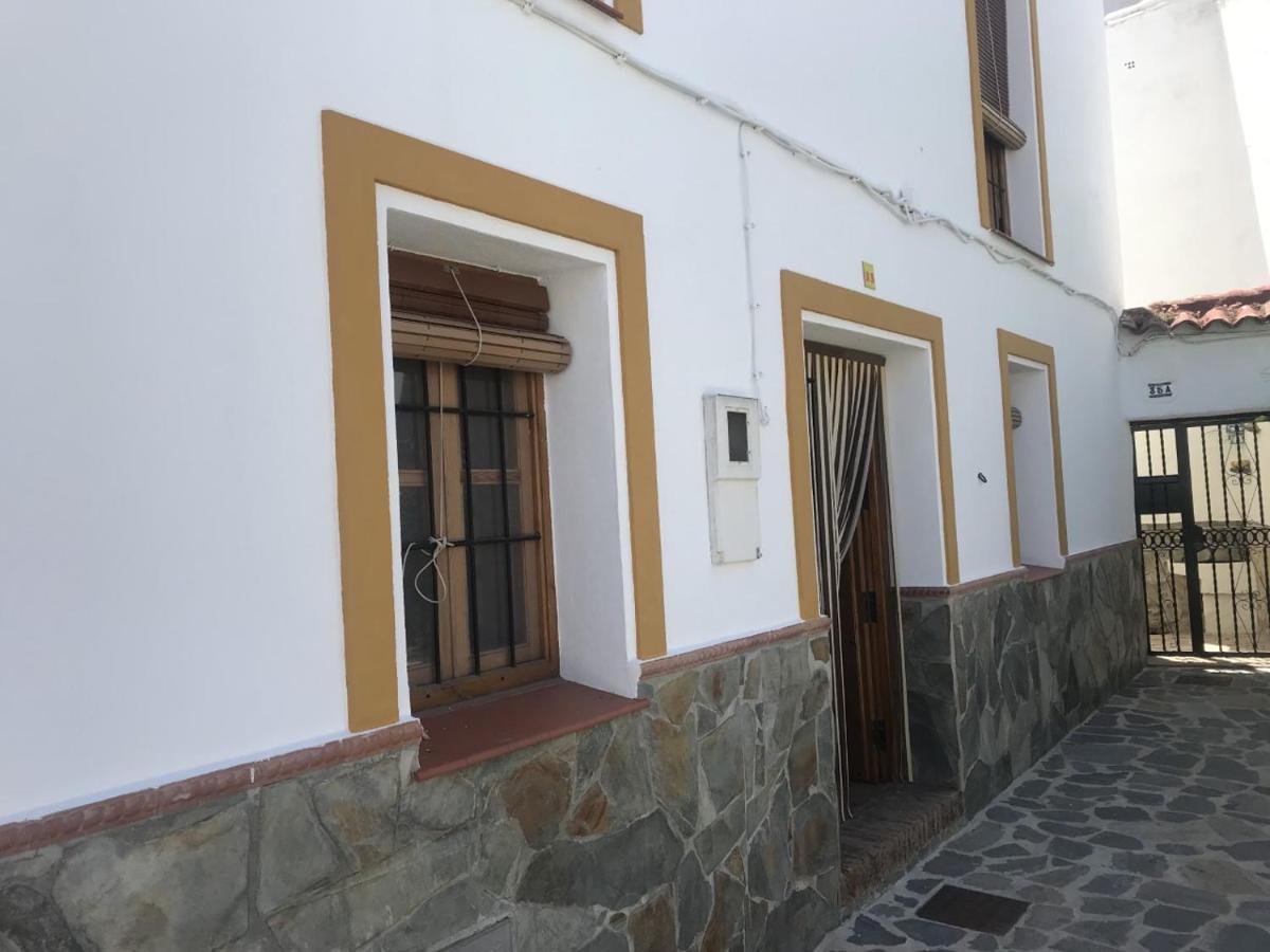 Casa Petra : Bonita Casa Rural En Yunquera Екстериор снимка